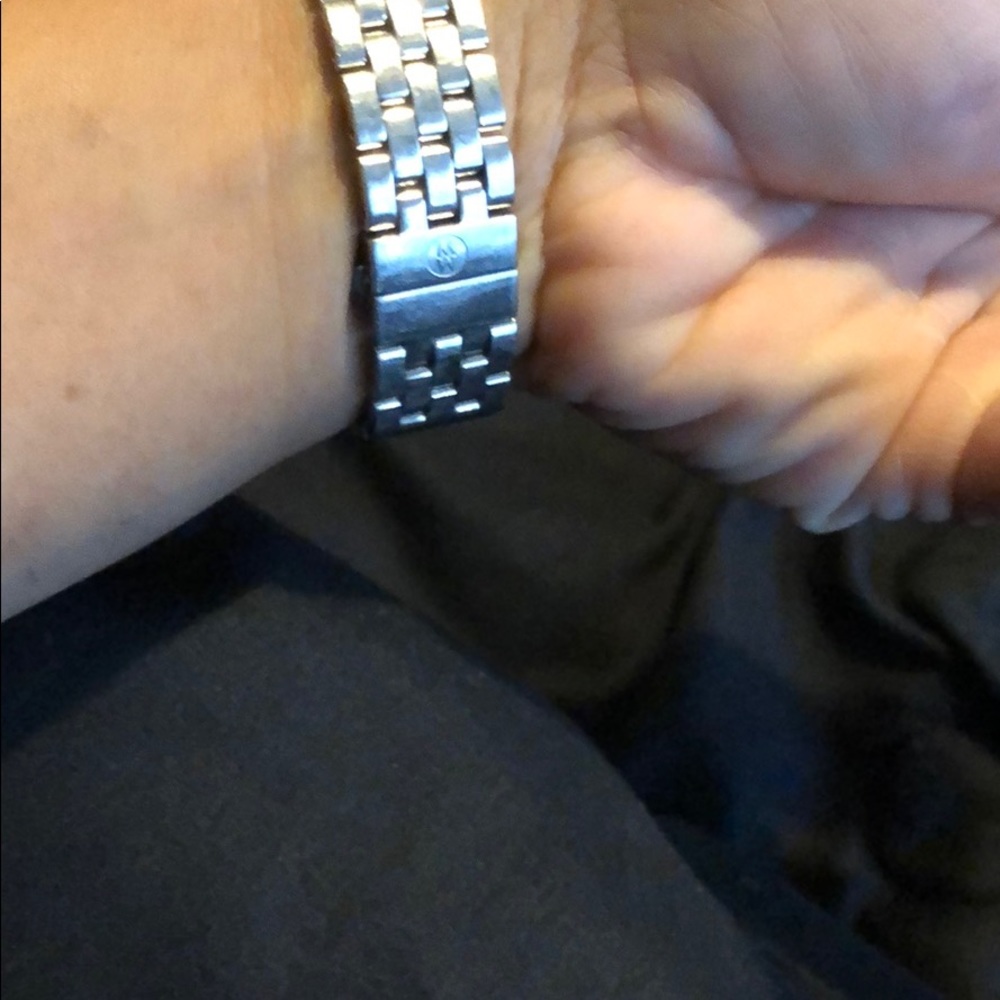 Watch - Picture 2 of 3